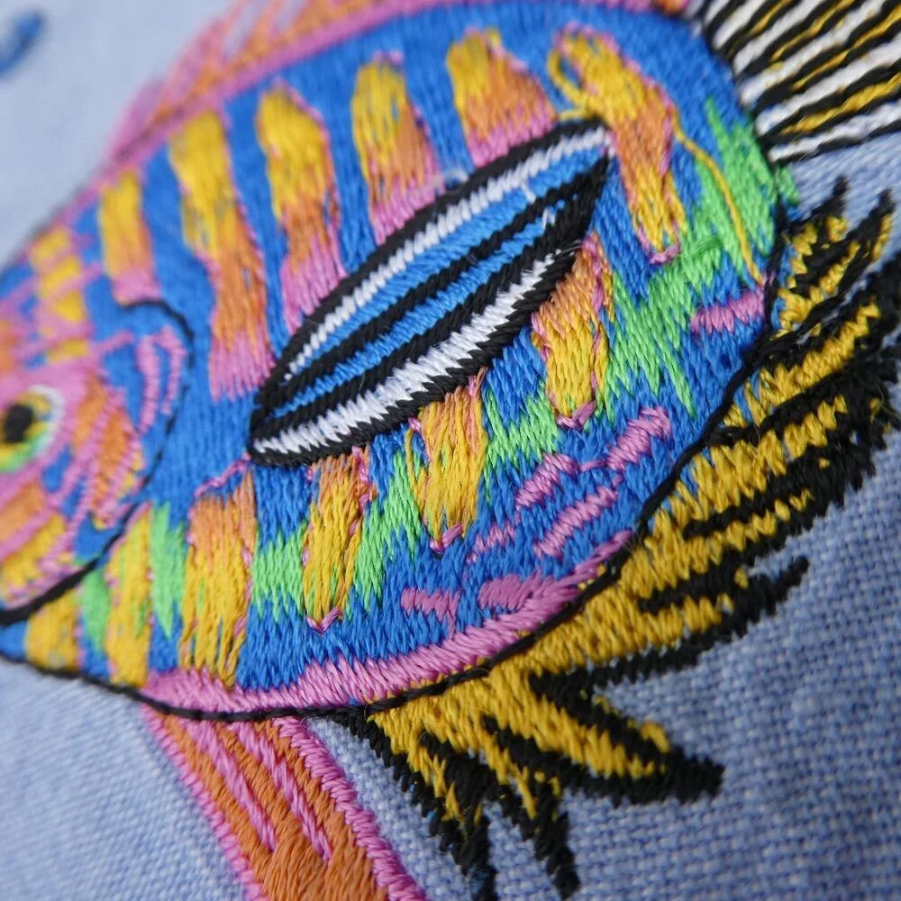 Vintage Casey Coleman Embroidered Shirt Sea Aquarium Light Blue Seahorse Fish XL